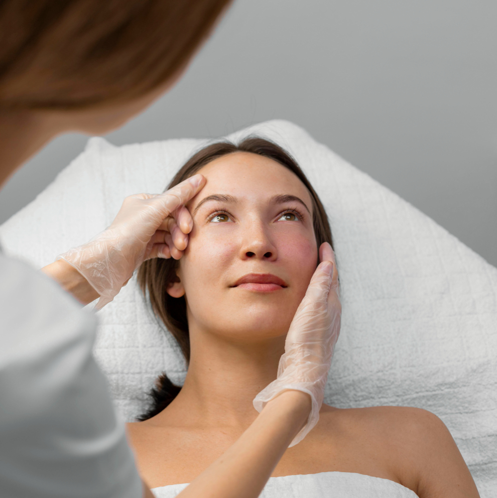 Consulta médica Aureva Clinics